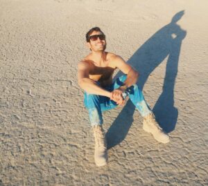Julian Morris Instagram - 