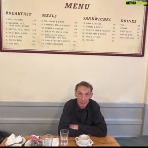 Julian Richings Instagram - Revisiting an old haunt. 
Brown’s caff, The Covered Market, Oxford.
The prices on the menu date back to pre- decimalization. Before decimalization was introduced in 1971, British pound sterling was subdivided into £sd (pounds, shillings and pence).
1 pound = 20 shillings 
1 shilling = 12 old pence (abbreviated to “d”)