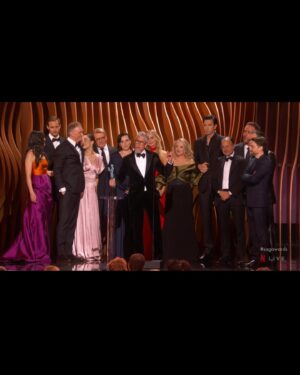 Juliana Canfield Instagram - One last dance with my favorite family 🪩🩷😭🥰🏆 thank you @sagawards and bravo @succession