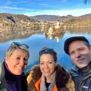 Juliana Dever Instagram - Ugh. We all have the one friend that looks amazing no matter what time of day or season it is.
.
Lake Freaking Bled, you gorgeous piece of nature. How are you always perfect?
.
Hubs and I are having some winter fun in Slovenia with my favorite Tina and her family. Can you believe this is Seamus’s first time here?!?
.
Also, the last picture of Špik mountain was taken as I stepped out of a restaurant at about 6pm. The moon was already full and illuminating the peaks. This is nightmode on my phone, handheld. I’m totally shocked at how crisp it is 🤯
.
#ifeelslovenia #wintertravel #visitslovenia #lakebled #lakebledslovenia