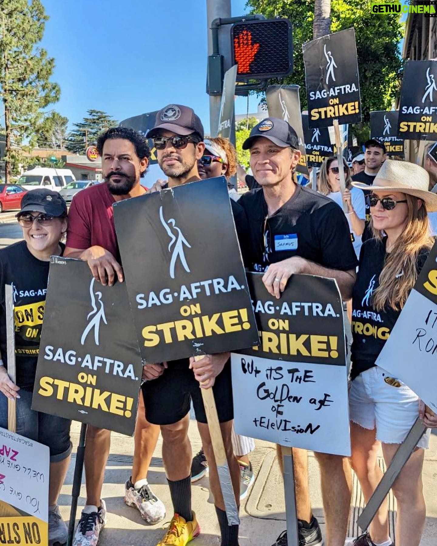 Juliana Dever - 2.6K Likes - One more time for the studios in the back #Makeafairdeal #sagaftrastrong #sagaftrastrike #payyouractors