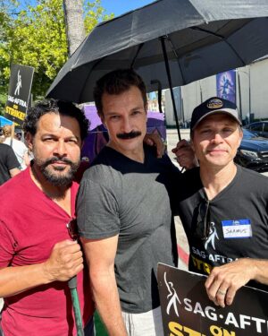 Juliana Dever Instagram - One more time for the studios in the back #Makeafairdeal #sagaftrastrong #sagaftrastrike #payyouractors