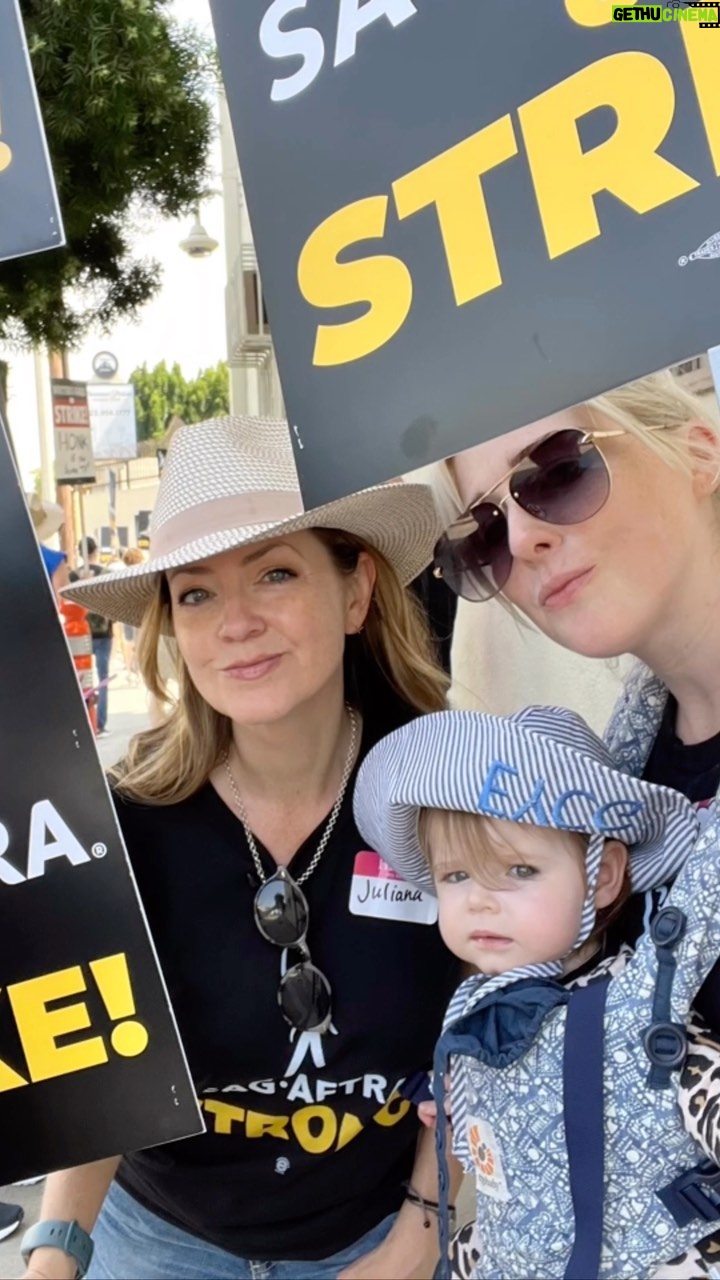 Juliana Dever - 675 Likes - Day 2 of the #SAGAFTRAstrike
Day 76 of the #WGAstrike
Picketing Paramount today
If you want to read more about why us Union actors are striking, I put a helpful article link in my profile.
#Power2Performers
#SAGAFTRAstong