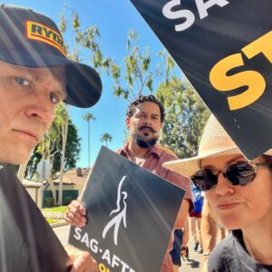 Juliana Dever Instagram - Transparency Fairness Humanity. 

AMPTP: Stop exploiting workers, hoarding billions, and attempting to decimate the livelihood of creative people. 

@sagaftra #unionstrong #sagaftramember