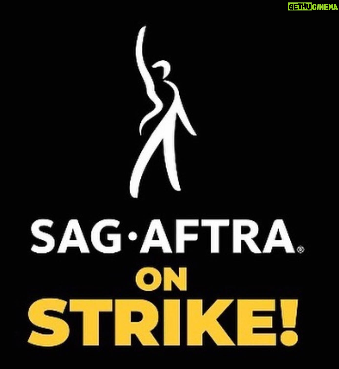 Juliana Dever - 575 Likes - When your endgame is making creative people homeless, you just might be the villain in the story.
Tomorrow we picket šŖ§
#SAGAFTRAstrong #sagaftramember #unionstrong @sagaftra