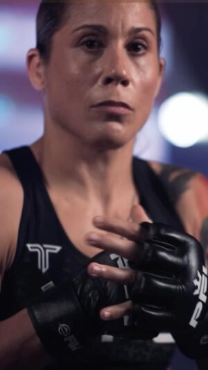 Juliana Velasquez Instagram - 𝗢𝗟𝗗 𝗙𝗢𝗘𝗦 𝗠𝗘𝗘𝗧 𝗔𝗚𝗔𝗜𝗡

The next chapter in @iamgirlrilla and @juvelasquez rivalry gets written inside the PFL SmartCage 

[ #PFLRegularSeason | Thursday , April 4th | 10PM ET | ESPN 2]