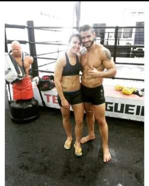 Juliana Velasquez Instagram - Tenha ao seu lado pessoas que você admira e acredita!