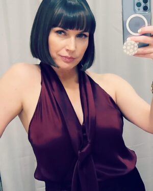 Julie Ann Emery Instagram - Katricia & Shusie (@thedeborahscraig) drop in to @elsbethcbs tonight for a special cocktail! And we do it in true @danlawsonstyle! Congrats to everyone on the @elsbethcbs team on their S2 pick up. What a delightful set and beautiful group of people to work with. 
@carriepreston @carrapatterson @wendellpcg @jontolins @rking_618 and company!