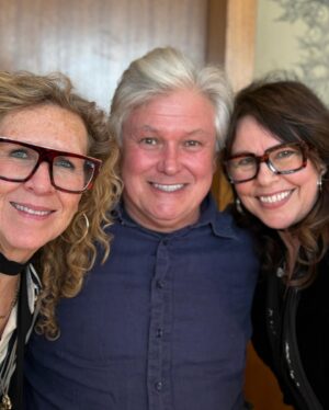 Julie Graham Instagram - Lovely lunch with nutters celebrating the marvellous Philippa Braithwaite’s 60th. Photo bombers galore 😎 glorious #clunes #philippa  @croketdavy @beverleypj @officialconlethill @mrpetercurran