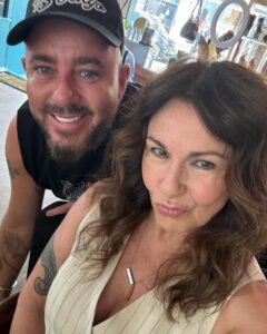Actress Julie Graham HD Instagram Photos and Wallpapers May 2024