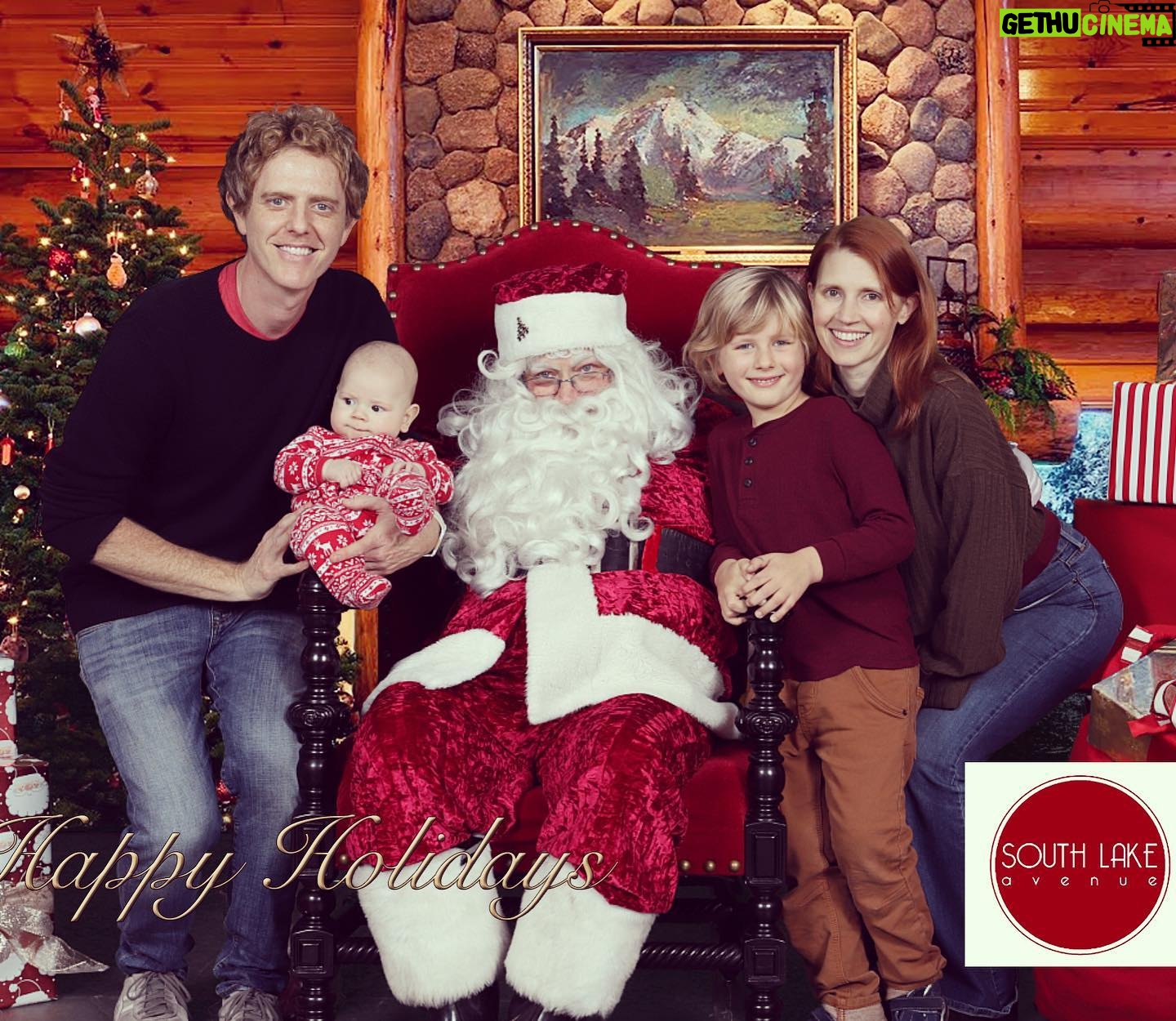 Julie McNiven - 1.2K Likes - Happy holidays from our awkwardly squatting family to yours! ❤️