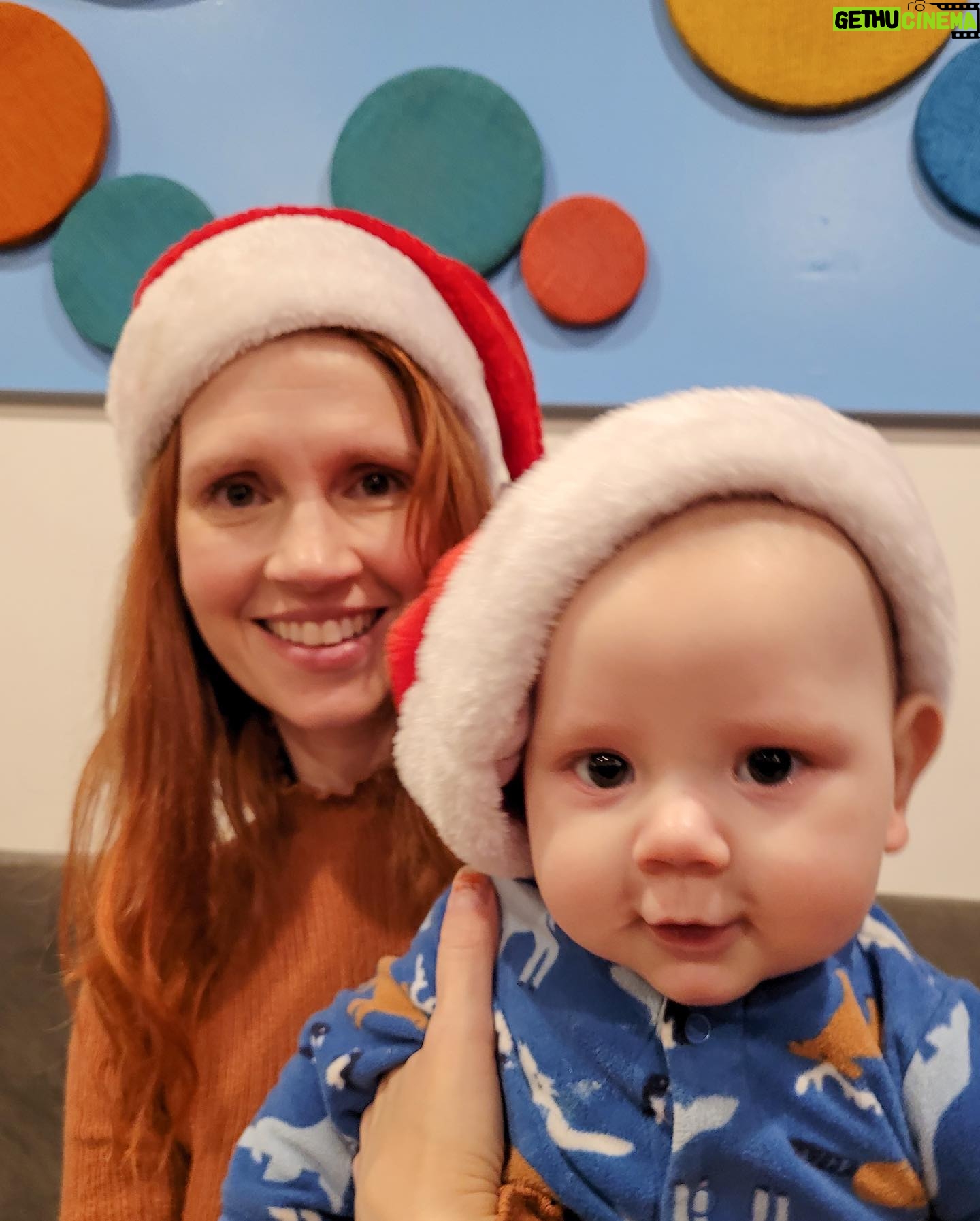 Julie McNiven - 742 Likes - Ho Ho Ho