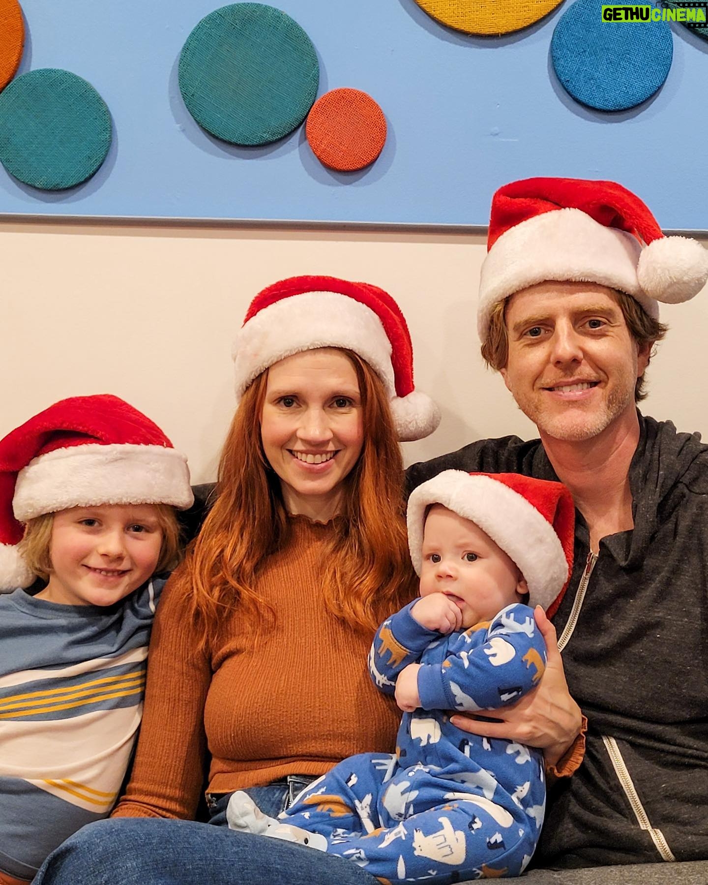 Julie McNiven - 742 Likes - Ho Ho Ho