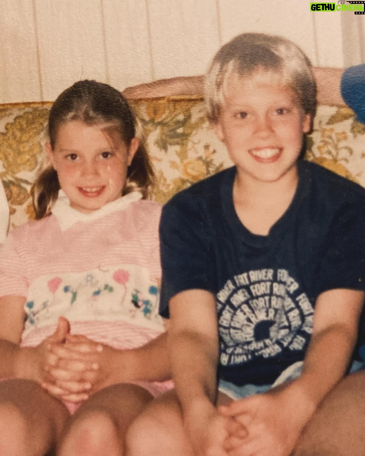 Julie McNiven - 630 Likes - Happy birthday Scott!
I love you.
I miss you.
I wish I could hug you just one more time.
Until then, enjoy these pics of us from approx 1987. ā¤ļøā¤ļøā¤ļø