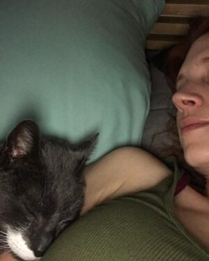 Julie McNiven Instagram - Said goodbye to my first baby this morning. He was incredibly smart (sometimes too smart), his eyes were deep and his love was intense.  Grateful for 15 years of cuddles and companionship. Love you Clovis. ❤️💔