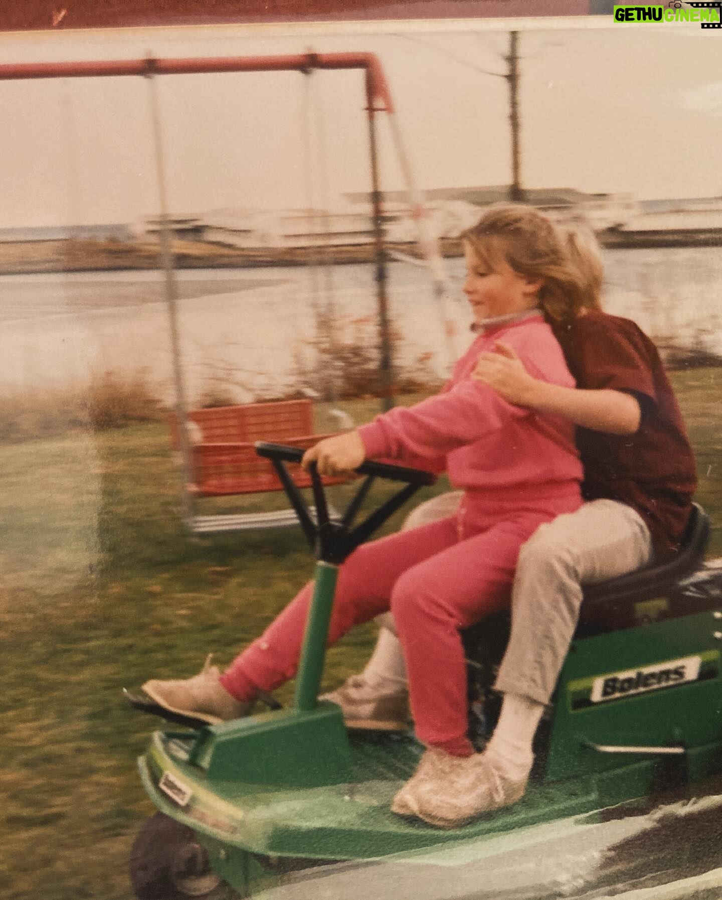Julie McNiven - 630 Likes - Happy birthday Scott!
I love you.
I miss you.
I wish I could hug you just one more time.
Until then, enjoy these pics of us from approx 1987. ā¤ļøā¤ļøā¤ļø
