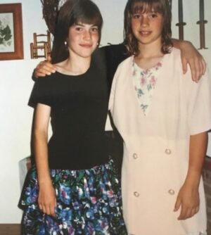 Julie McNiven Instagram - Happy birthday to my BFF @kategagnonosborn ...no matter what (atrocities) I wore, you always stood by my side.  I love you! ❤️😘