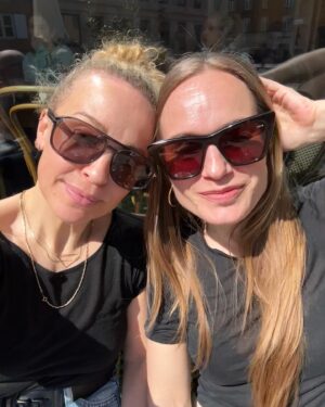 Julie R. Ølgaard Instagram - Hende her 🫶🏻 @lauraelisabethchristensen