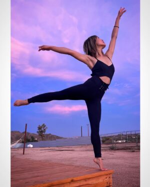 Julie Zhan Instagram - Desert sunsets, goofy dancing, climbing on rocks, cooking with friends, meteor shower, slumber party. The deliciousness that is life when you get to be a big kid with friends ❤️💫☄️🏝🍉 #summer #bigkid