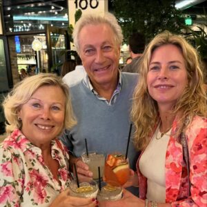 Julie du Page Instagram - Carrousel relâche 2024 ☀️fiston, mamie & papi