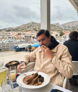 Julien Guirado Instagram - Joyeuses Pâques 🙏❤️