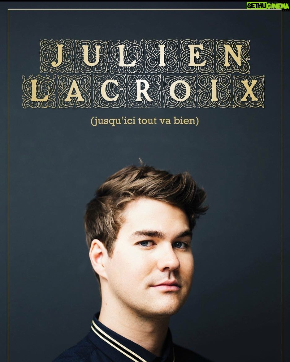 Julien Lacroix - 4.7K Likes - C'EST OFFICIEL!!!
Très heureux d'enfin vous présentez mon premier one man show «Jusqu'ici tout va bien»! C'est de loin l'oeuvre la plus difficile que j'ai du produire dans ma jeune carrière.
J’avais hâte de présenter mon premier spectacle solo, même si c'est beaucoup de travail.
Je me suis toujours inspiré de l’humour américain, encore la semaine passée je commençais le show en disant "Eille c'tu moi ou c'est pas facile être un noir de 40 ans à Brooklyn ?". J’ai finalement décidé d’écrire moi-même mes textes, d’arrêter de copier. Depuis près d’un an je performe littéralement tous les soirs sur scène pour peaufiner celui-ci.
C'est donc après une centaine de rodages que je vous présenterai mon spectacle dès janvier qui parlera de mon frère qui a subi un traumatisme crânien, du temps ou je travaillais au Dunkin Donuts et de mon père marocain qui m'appelle toujours «Salopard»! Partout au Québec: www.julienlacroix.ca