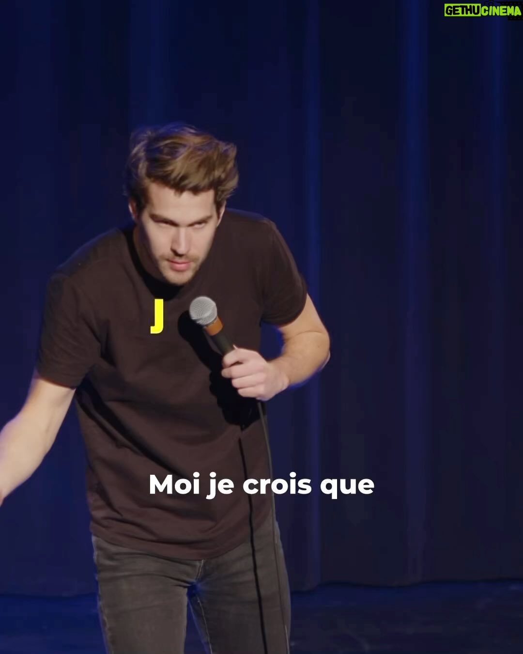 Julien Lacroix - 2.8K Likes - Les gens qui vont se battre au Boxing Day m’ont toujours fasciné... Voici un vieux numéro qui m’est revenu en tête en ce mois de Black Friday!