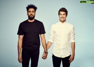 Julien Lacroix Instagram - J’ai l’honneur d’être avec mon ami @adibalkld dans le nouveau magasine @_urbania , où on fait le portrait de 50 québécois.es qui créent l’extraordinaire en 2018. Merci @gerryshoot et Urbania !