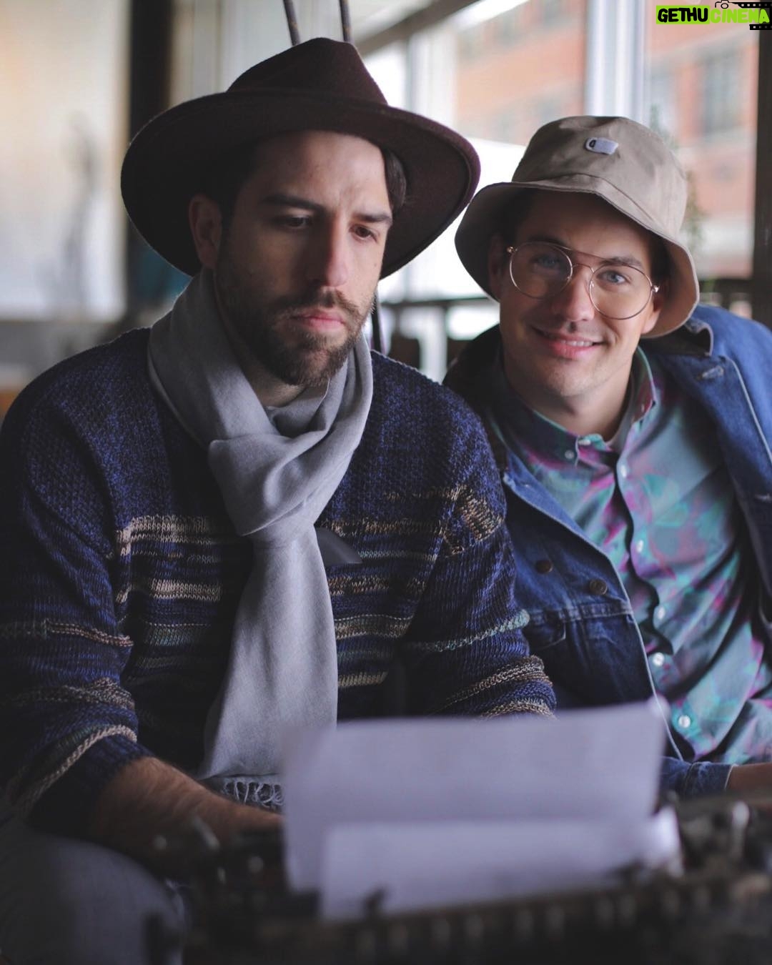 Julien Lacroix - 6.6K Likes - Sur les plateaux des prodiges saisons II sur @icitoutv en mai ! @kozetv