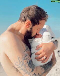 Actor Julien Sznejderman HD Instagram Photos and Wallpapers November 2021