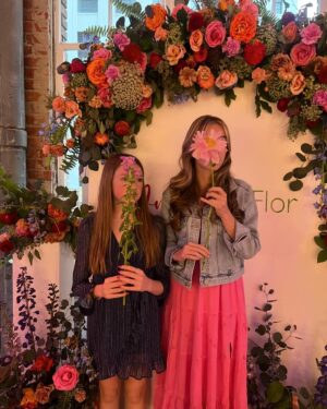 Juliet Donenfeld Instagram - Thank you @amprcreatives for inviting me to the Glamz event, a celebration of fashion and art. Always fun times with @kingston_foster ❤️ (except when we found out the garage where our car was parked closed at 6:30 pm and we almost cried! Luckily there was a phone number to call and they were super nice and came back to unlock the garage and let us out! 🙏🏼😮‍💨 Be aware all day parking does not mean all day! 😉). 🚗 
.
#gala #glamz #runwayshow #flowermart #nitrogenicecream #pollenlosangeles #party #fashion #newdesigners #youthfashion #losangelesfashionweek #losangeles #downtown #artevent