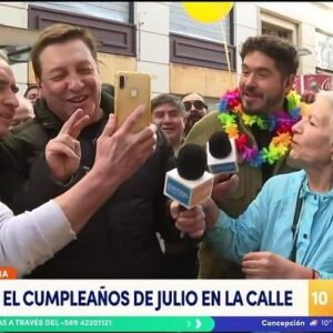 Julio César Rodríguez Instagram - Que hermosa mañana me han regalado, en realidad que hermoso día me han regalado. Uno no sabe el cariño que le tienen hasta que lo siente así de golpe y sin protocolos ni simulacros! Gracias.❤️🎂

Es cierto que dije que me hubiera gustado tener el día libre, o día Paramount como le decimos en el canal 😂 Pero la realidad es que el mejor regalo siempre será el cariño de la gente, conocerlos, saber que cuánto aprecian y cuánto valoran el trabajo. Esa es la razón del por qué salimos a la calle a celebrar. Los abrazos de hoy los guardo para siempre ❤️❤️❤️ Gracias!!!