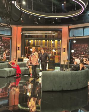 Julio César Rodríguez Instagram - ¡Más irreverente que nunca! El debut de @yerkopuchentooficial en @podemoshablarchv está en llamas 🔥🔥🔥 Sintoniza ahora @chilevision 📺