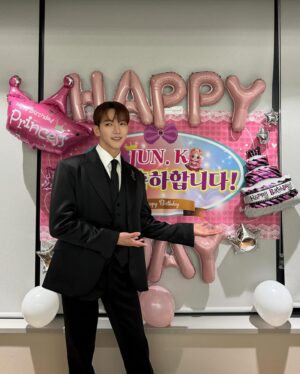 Jun.K Instagram - MZ 생파🎁🎉 
생일 축하해주셔서 감사합니다❤️