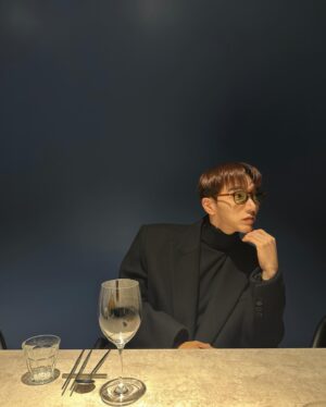 Jun.K Instagram - 240115🎁 Thank you all 🎉