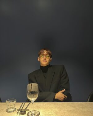 Jun.K Instagram - 240115🎁 Thank you all 🎉