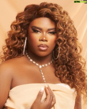 June Jambalaya Instagram - Soft spoken but I know you heard me.
.
.
. Photo: @romanlopezfotografia 

.
. #rupaul #rupaulsdragrace