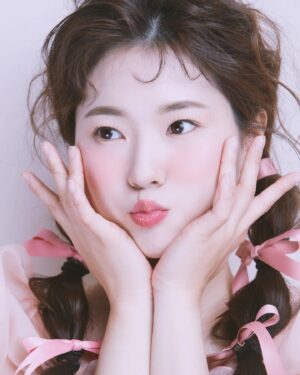 Jung Da-you Instagram - 🎀
