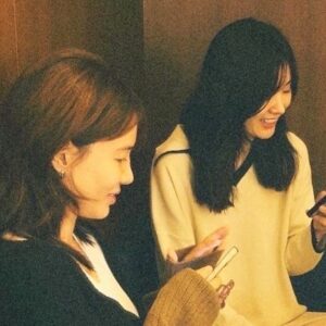 Jung Hae-na Instagram - 우리들의 아침.✝️