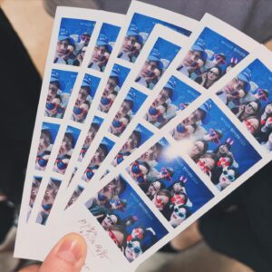 Jung Hae-na Instagram - 고개를 돌려 바라보는 곳마다
사랑이니, 모든 것이 감사하더라.
