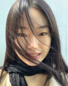 Actress Jung Hoe-ryn HD Instagram Photos and Wallpapers April 2024