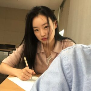 Jung Hoe-ryn Instagram - 