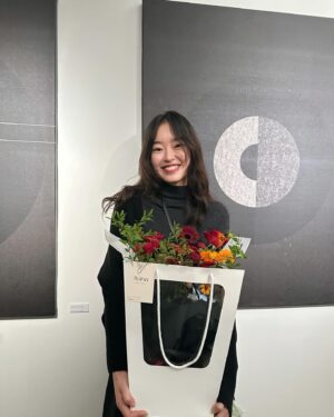 Jung Hoe-ryn Instagram - 다른것으로 알려질 뿐이지! 
유정이 안녕!