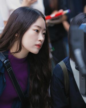 Jung Hoe-ryn Instagram - 다른것으로 알려질 뿐이지! 
유정이 안녕!
