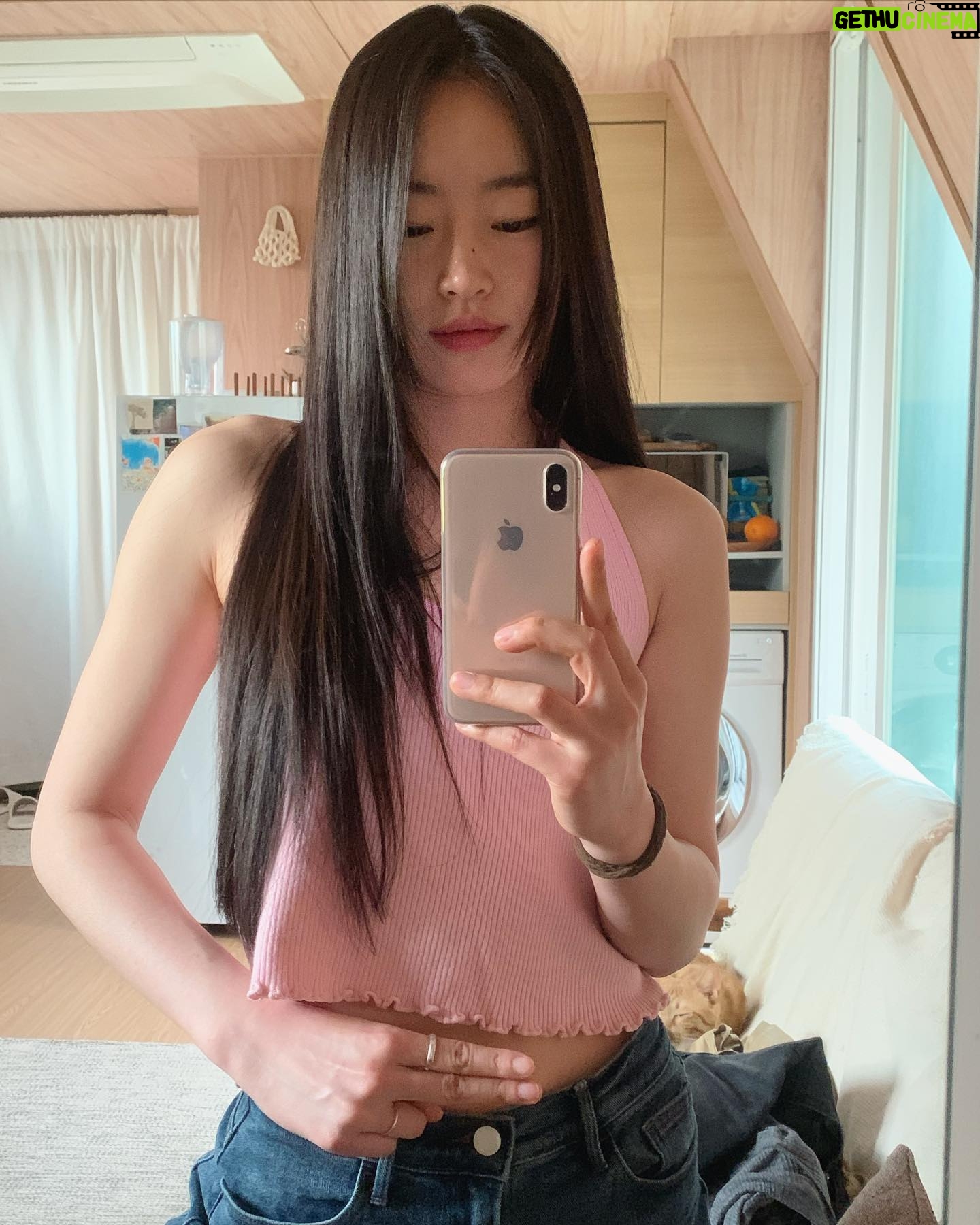 Jung Hoe-ryn - 473 Likes - 🌸