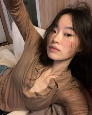 Jung Hoe-ryn Instagram - 