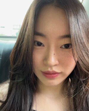 Jung Hoe-ryn Instagram - ㅎㅎㅎ
