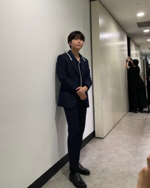 Jung Seung-hwan Instagram - 💛💚💙
