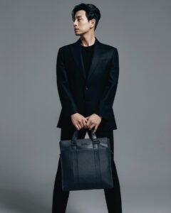 Actor Jung Sung-il HD Instagram Photos and Wallpapers November 2023