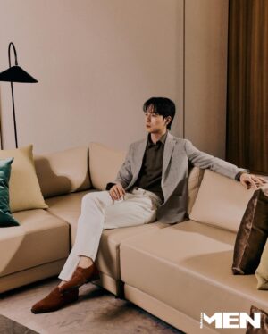Jung Sung-il Instagram - 에디터 | 유재영, 김지수
사진 | 김선혜
헤어 | 이혜진
메이크업 | 서아름
어시스턴트 | 이호진
장소 협조 | 앰배서더 서울 풀만 호텔

@mennoblesse_official 
@maestro_seoul 

#정성일 #JungSungIl 
#마에스트로 #아티수트 #하도영 #더글로리 #TheGlory

#Godblessyou
#Godmakesnomistakes